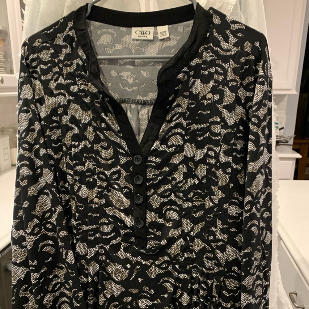 Cato Blouse size 26/28 or 3X
